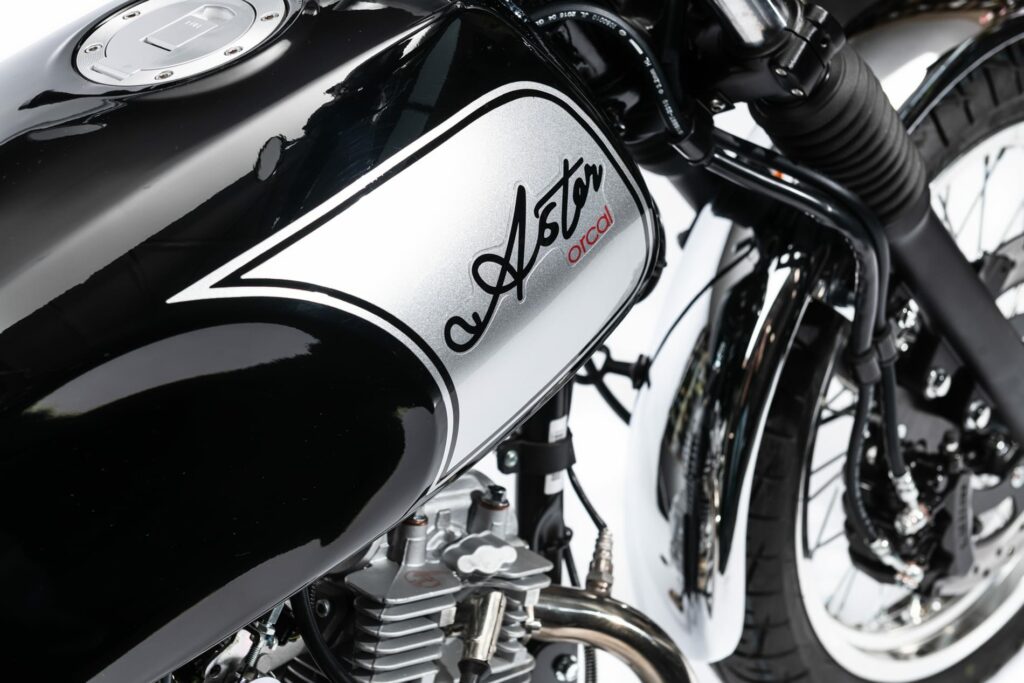 ORCAL ASTOR BLACK @ ORCAL MOTORCYCLES BENELUX